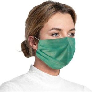 Przewodnik krok po kroku: Jak uszyć maseczkę, korzystając z YouTube