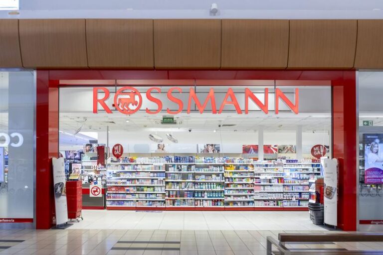 Zasady zwrotu kosmetyków w Rossmanie – co warto wiedzieć?