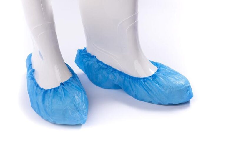 Praktyczny poradnik: Jak uszyć ochraniacze na buty krok po kroku
