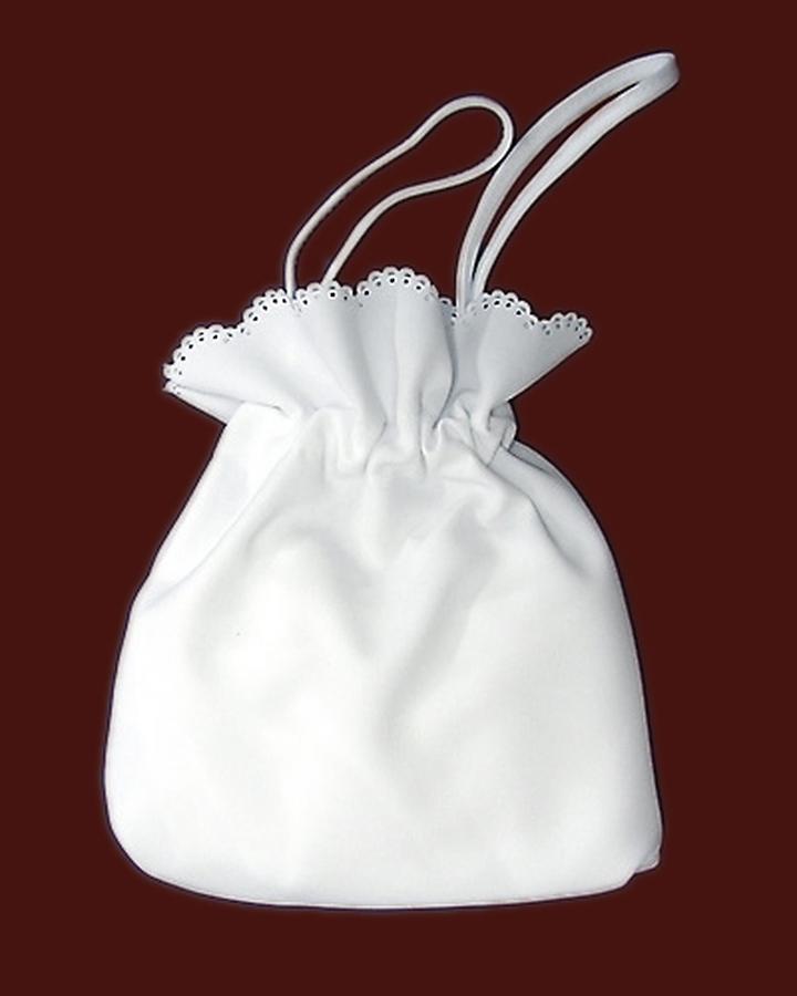 Szycie woreczka komunijnego