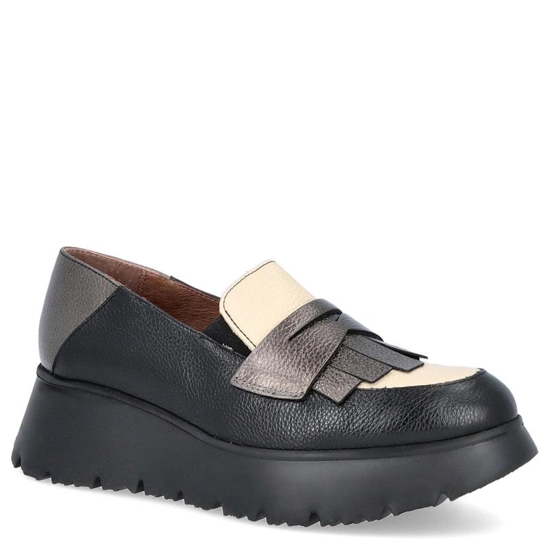 Wybór obuwia do sukienki