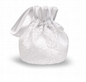 Zrób to sam: Jak uszyć woreczek komunijny krok po kroku