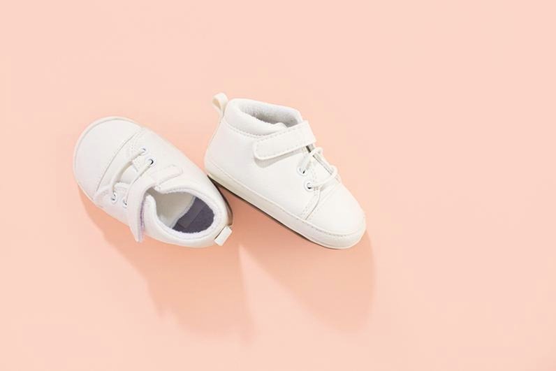 Buty niechodki – jaki rozmiar wybrać, by pasowały idealnie?
