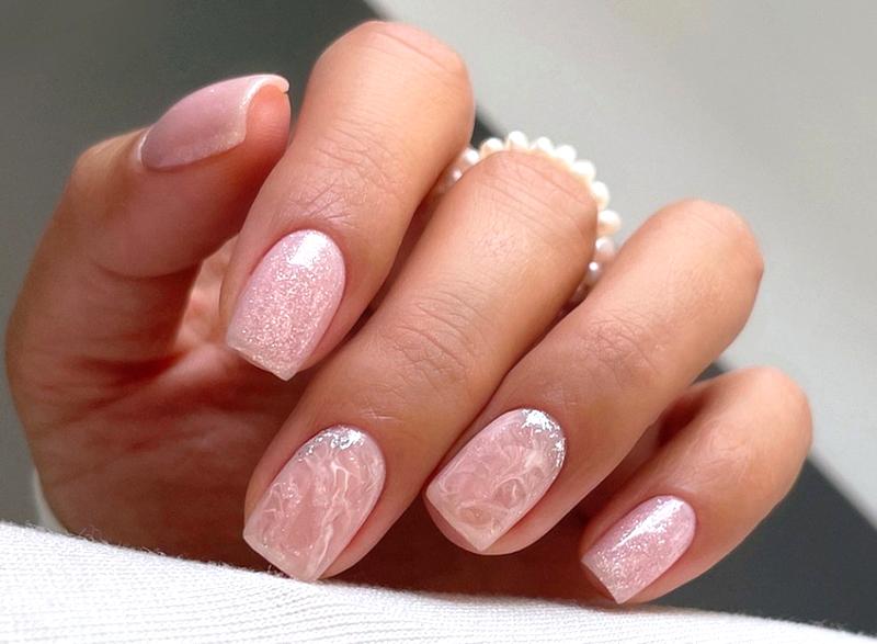 Koszty manicure żelowego