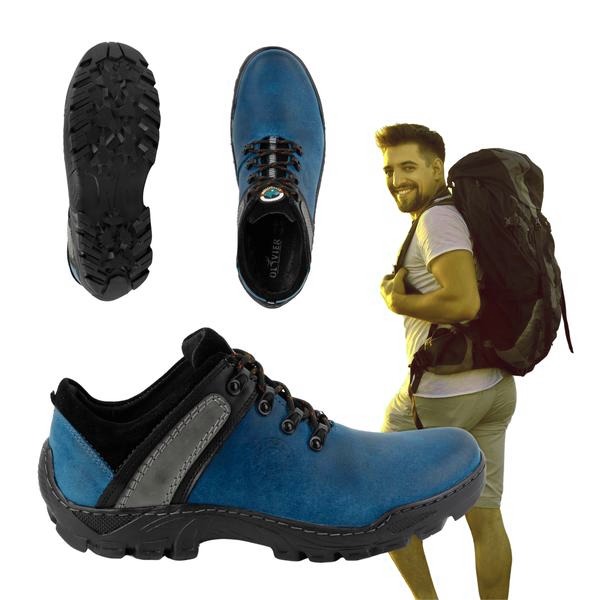 Turkusowe buty – jaka sukienka stworzy spójną stylizację?